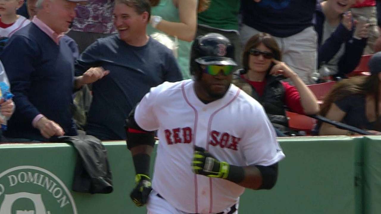 Lester ponchó a 15 bateadores en victoria de Boston