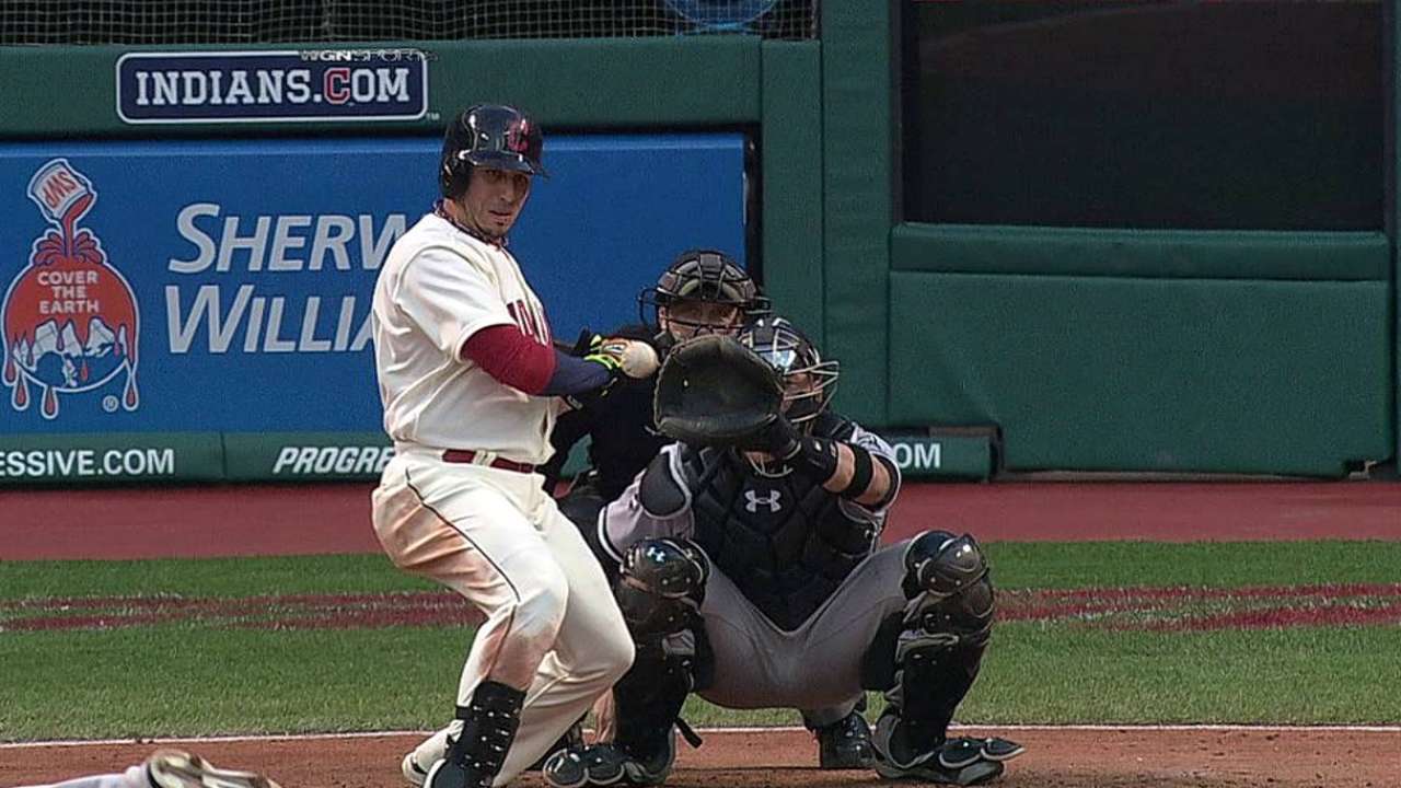 White Sox lose challenge on HBP call