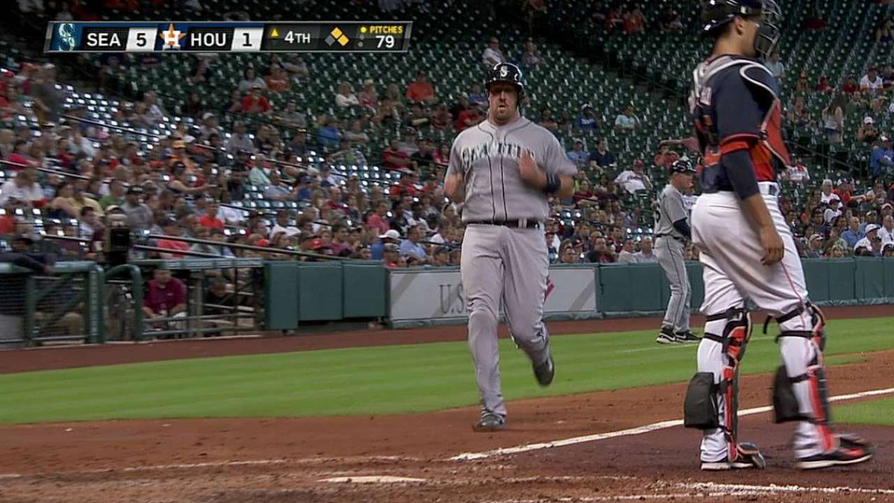 Saunders thriving in leadoff role