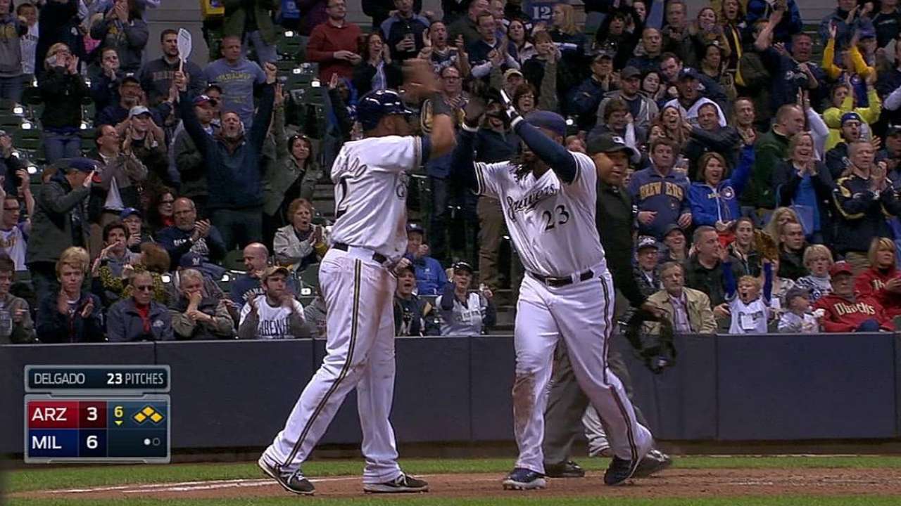 Gómez lideró ofensiva de Cerveceros sobre D-backs