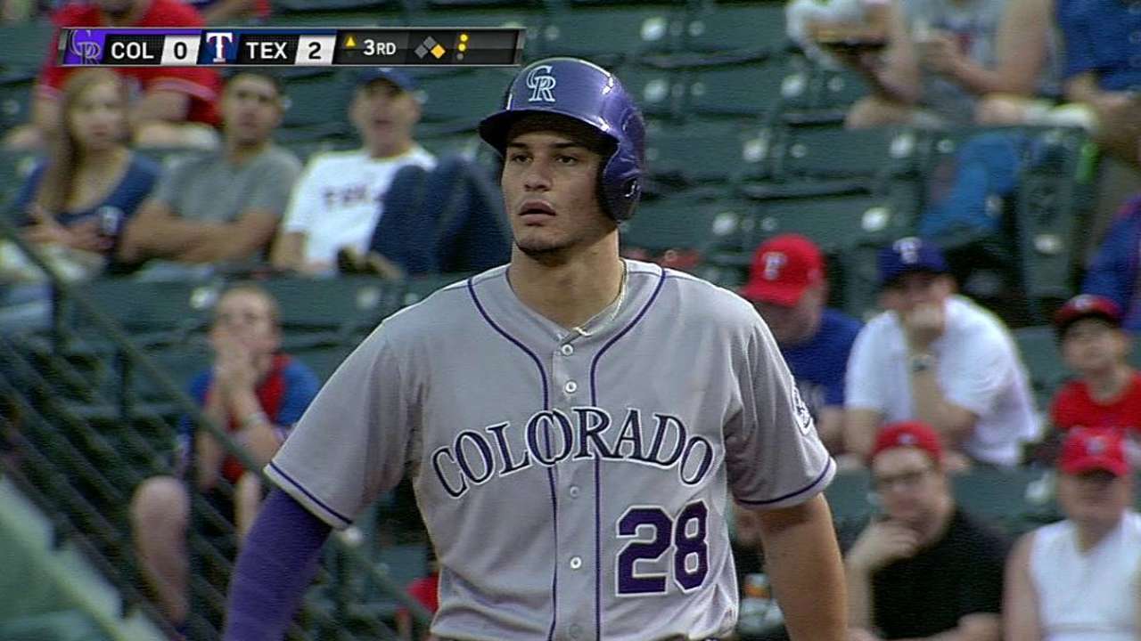Arenado extends hitting streak to club-record 28 games