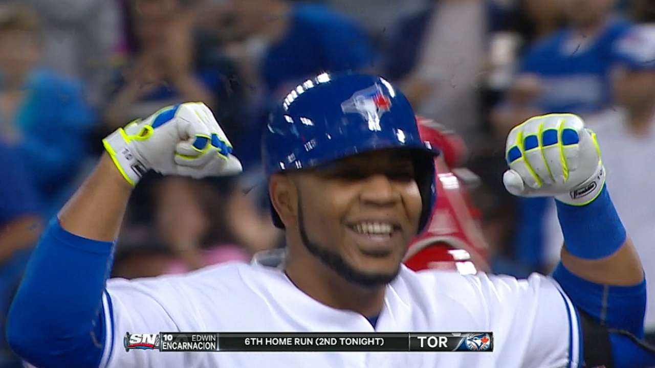 Encarnación ya se hace sentir al bate por Toronto