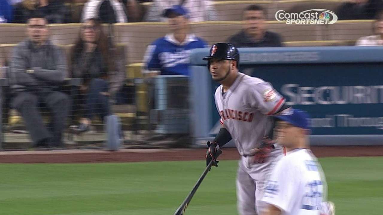 Sánchez da victoria a los Gigantes en extra innings