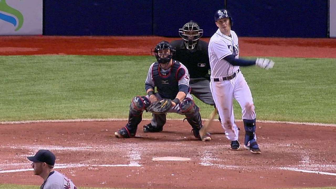 Bedard domina y Cleveland se impone a Tampa Bay
