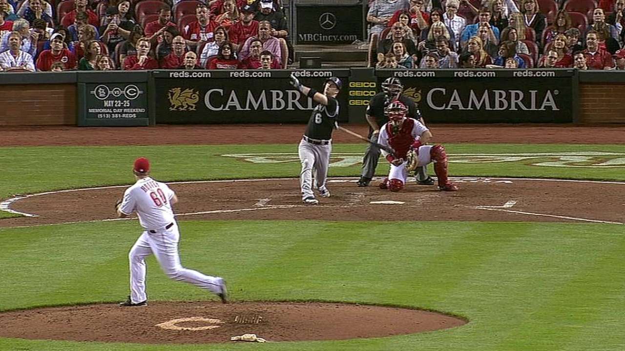 Dickerson lideró paliza de Rockies sobre los Rojos