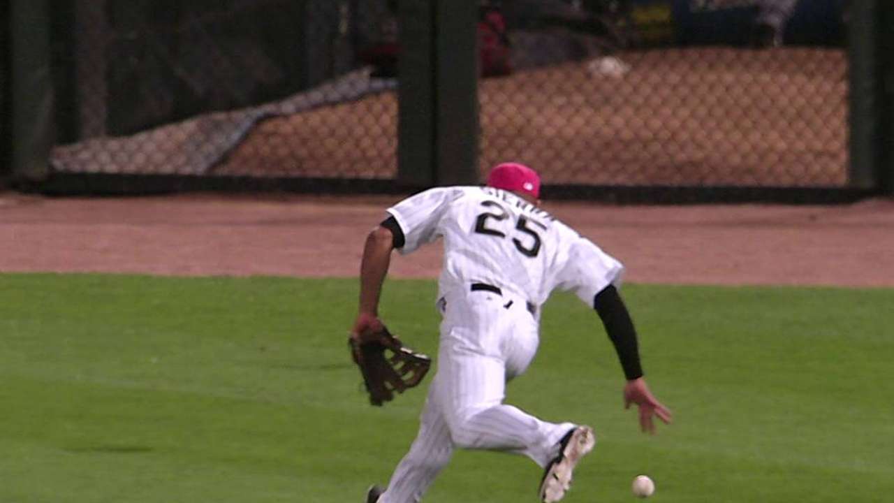 Miley anula bates de Chicago en triunfo de D-backs