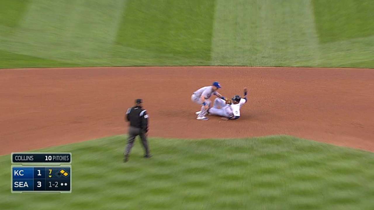 Royals win challenge on close play at second