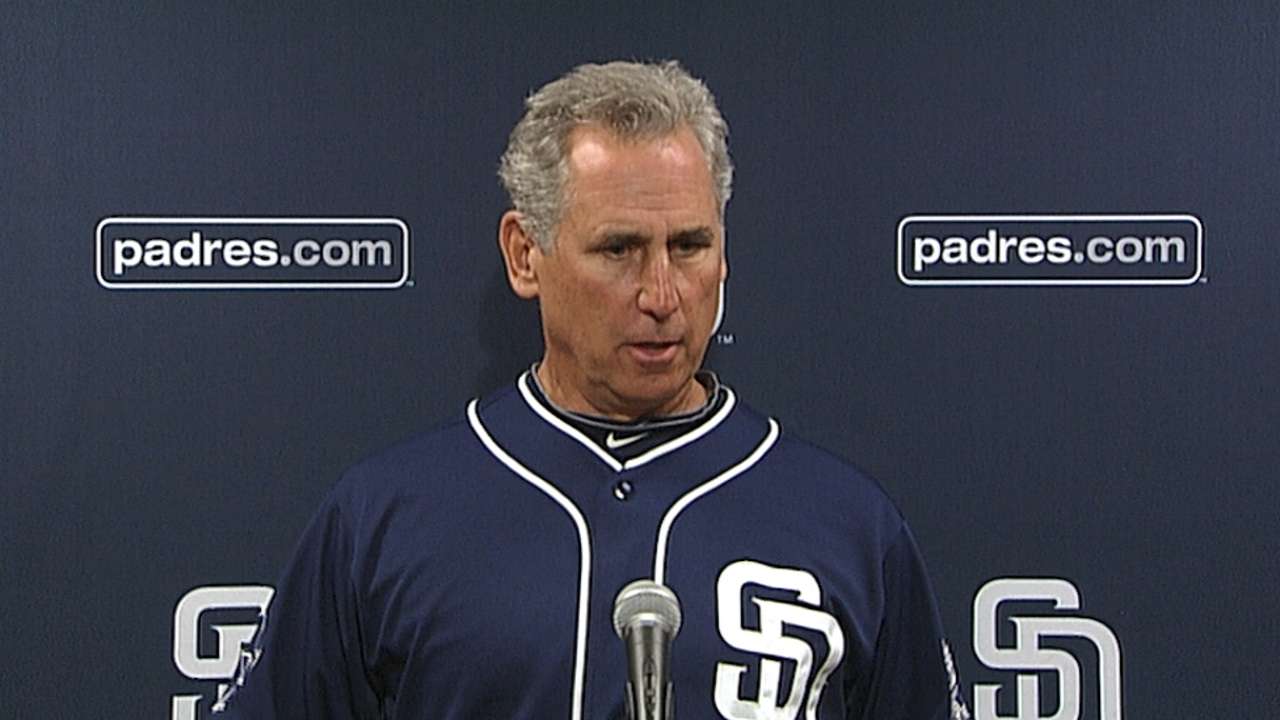 Focusing on fundamentals, Padres aim to stay hot