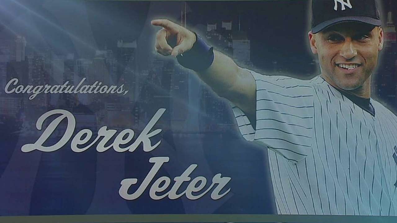 Miller Park salutes Jeter on his farewell tour
