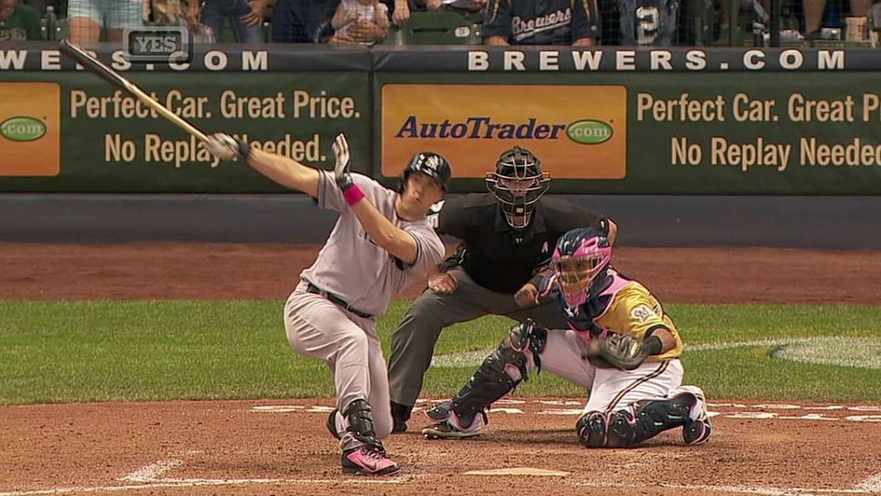Teixeira rests legs; no tests planned