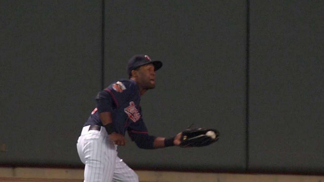 Gardenhire gets Santana in the mix at shortstop