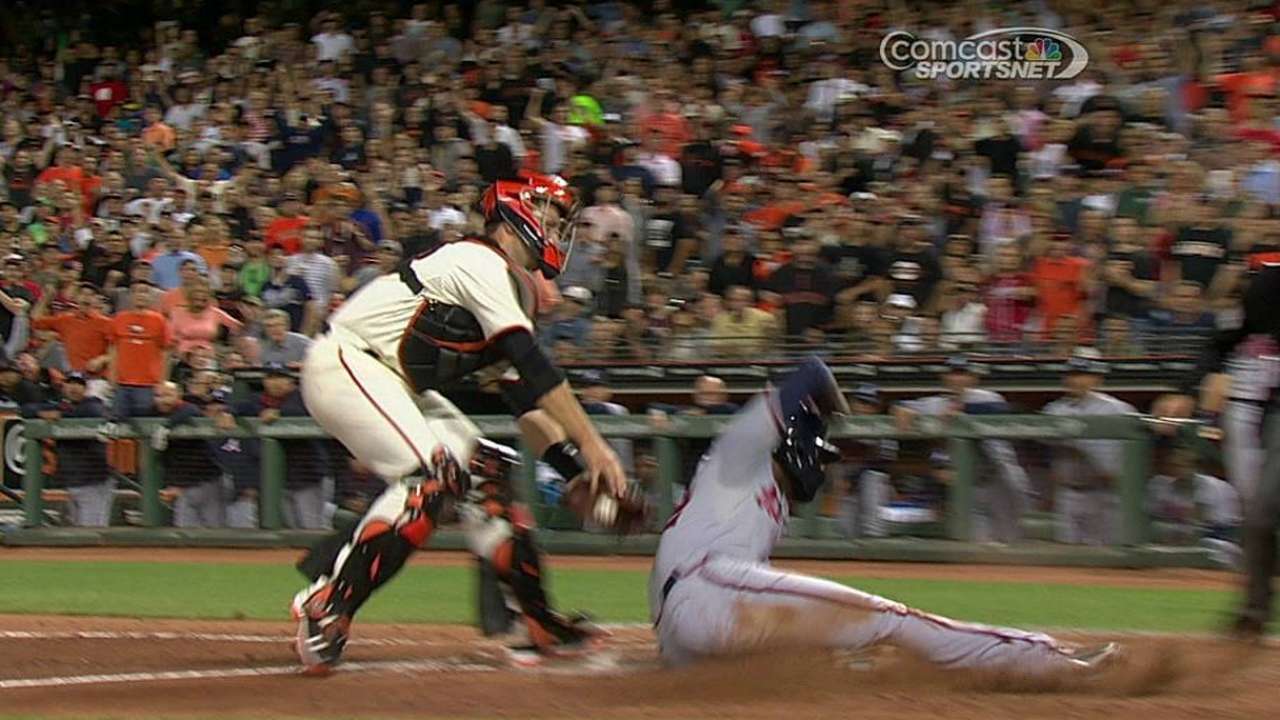 Giants lose challenge on call at home plate