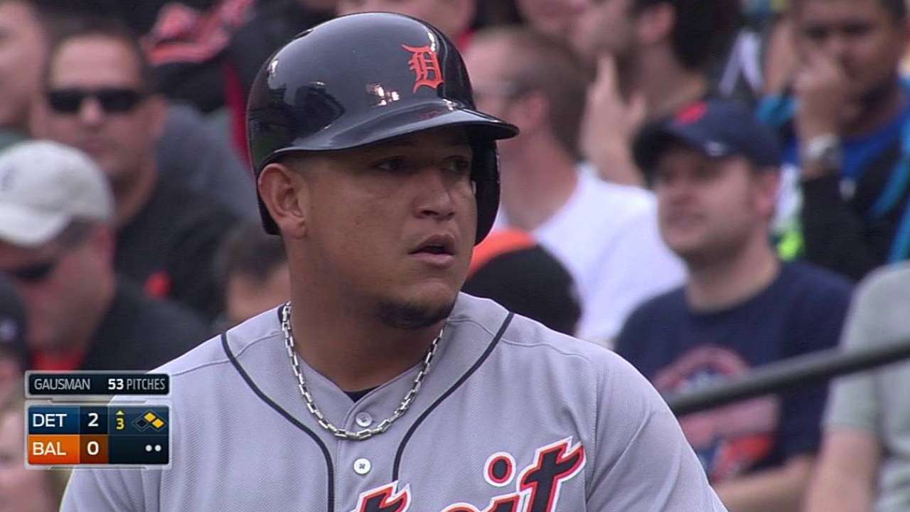 Miguel y Tigres completaron una barrida de Orioles