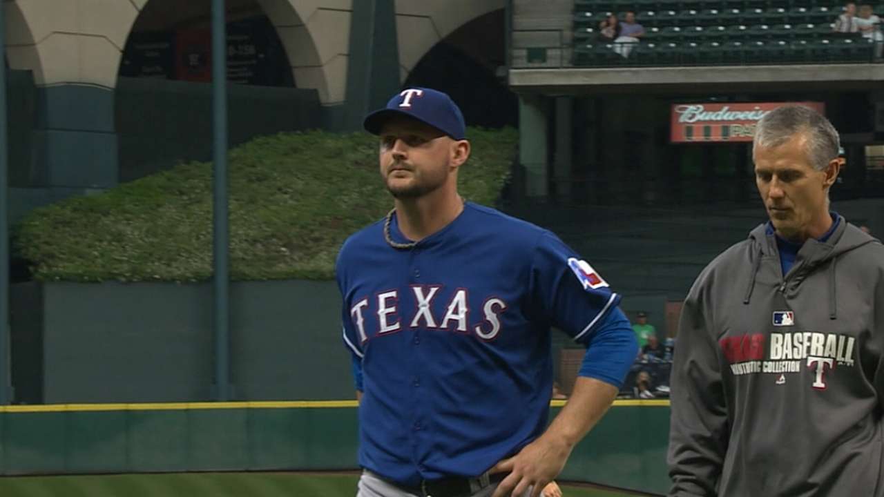 Perez likely 'leaning' toward Tommy John surgery
