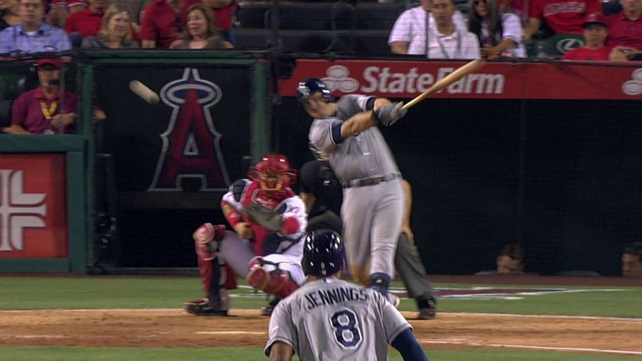 Maddon cites mechanics, timing for Longo's funk