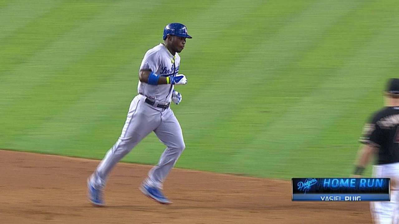Puig's extra-base hit streak sets club record