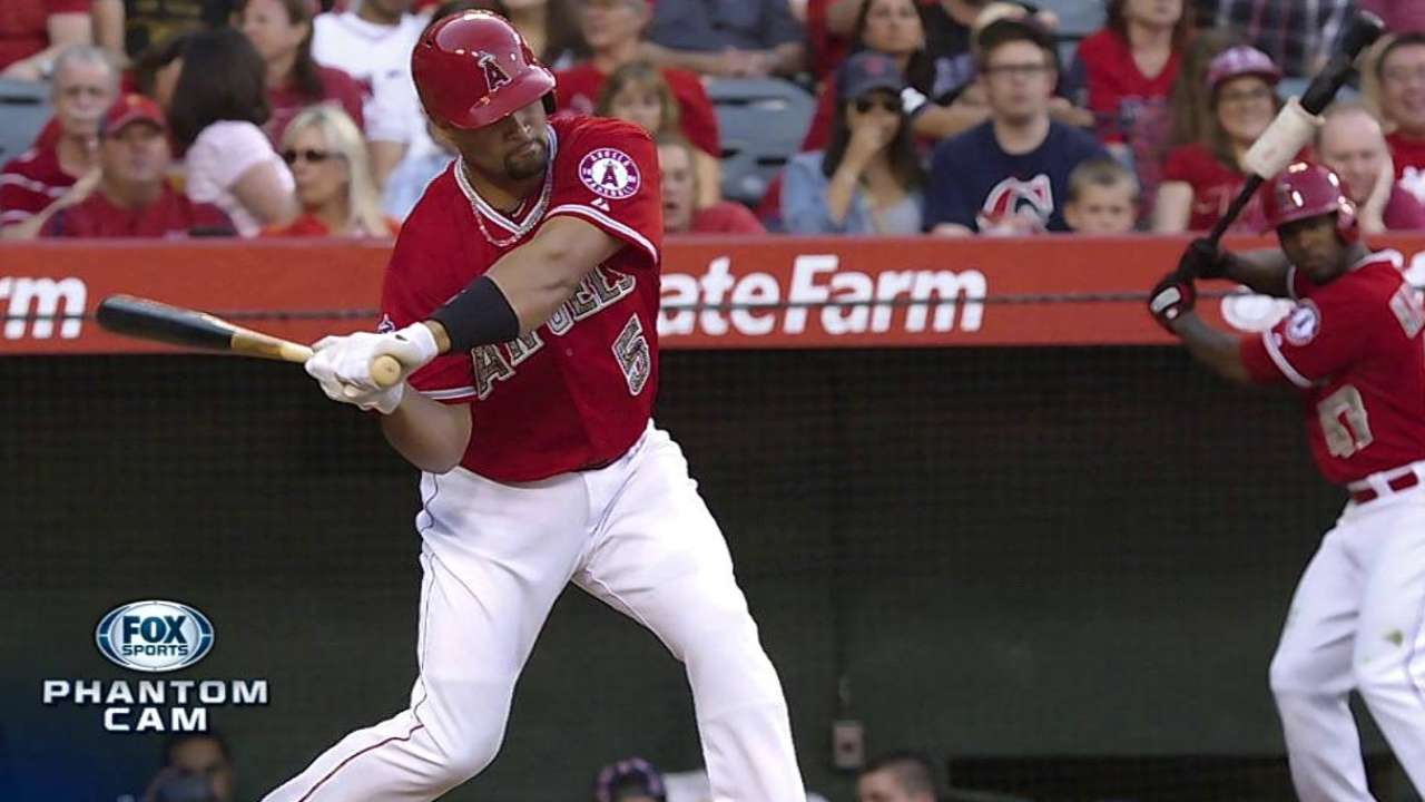Ataque y pitcheo de Angelinos domina contra Rays