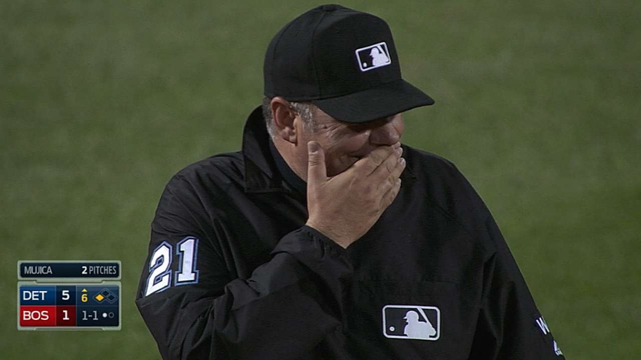 Davis' disruptive style on bases paying off