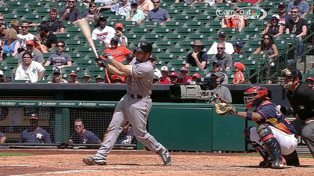 Danks roughed up as White Sox drop series to Astros