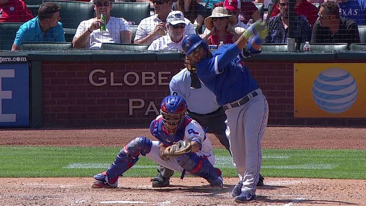 Dickey's seventh-inning road bump pops up again