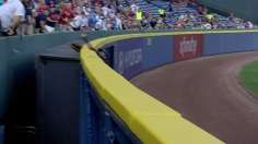 Crazy eighth caps win for Minor, Braves
