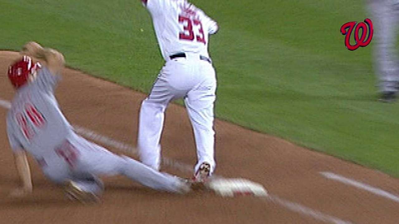 Williams unsuccessfully challenges play in 11th