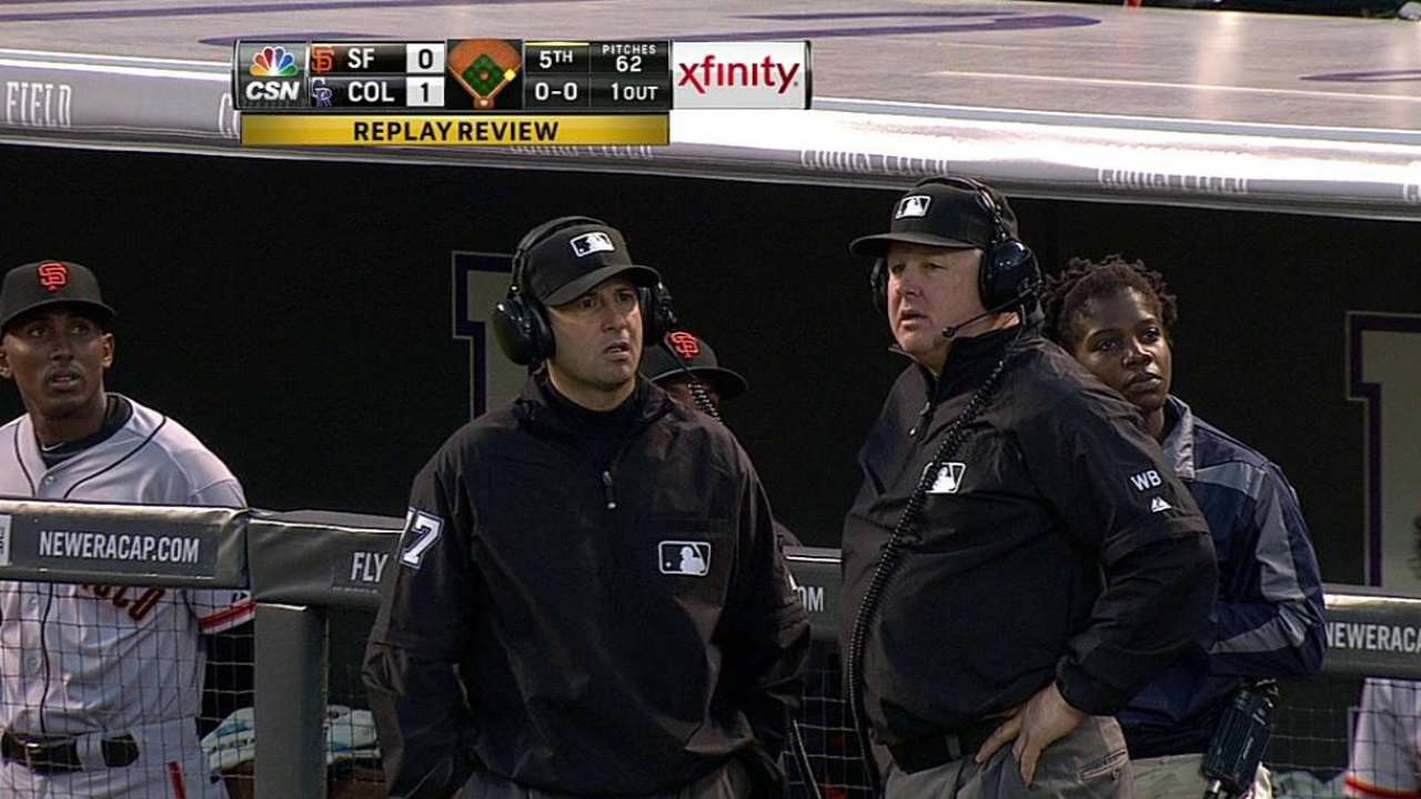 Giants challenge pair of calls, get one overturned
