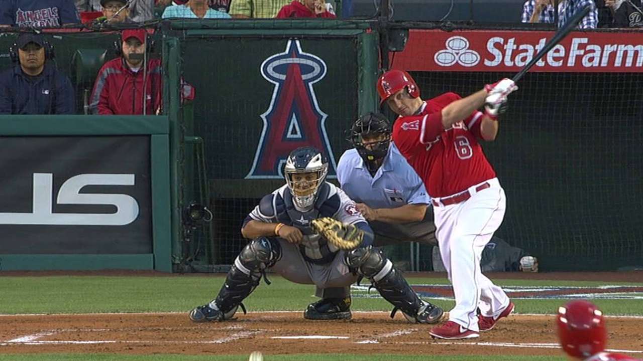 Freese remolca 4 en triunfo de Angelinos vs. Astros