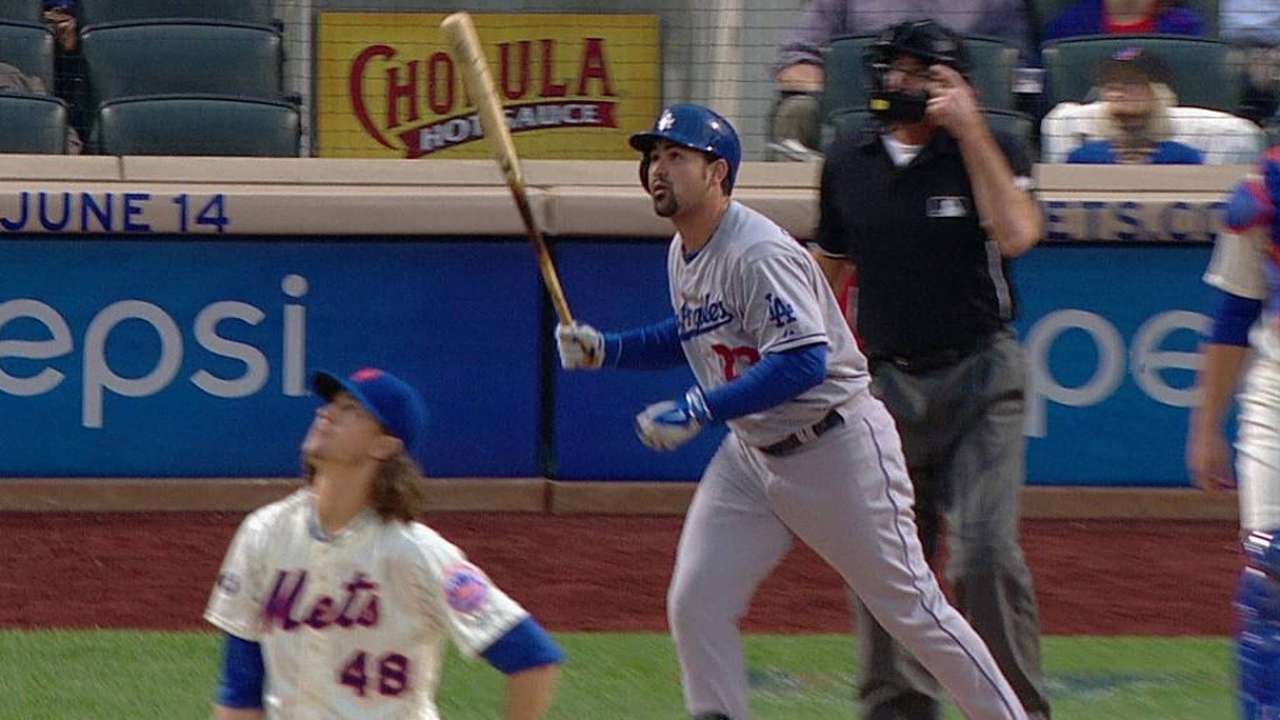 Dodgers respaldaron a Ryu con trío de jonrones
