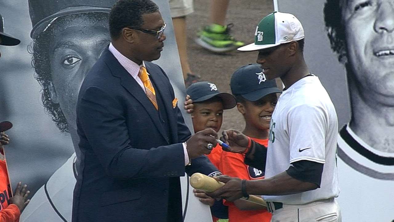 Negro Leaguers honored with Tribute Game