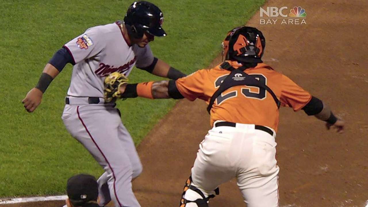 Sanchez good to go after taking foul tip to mask