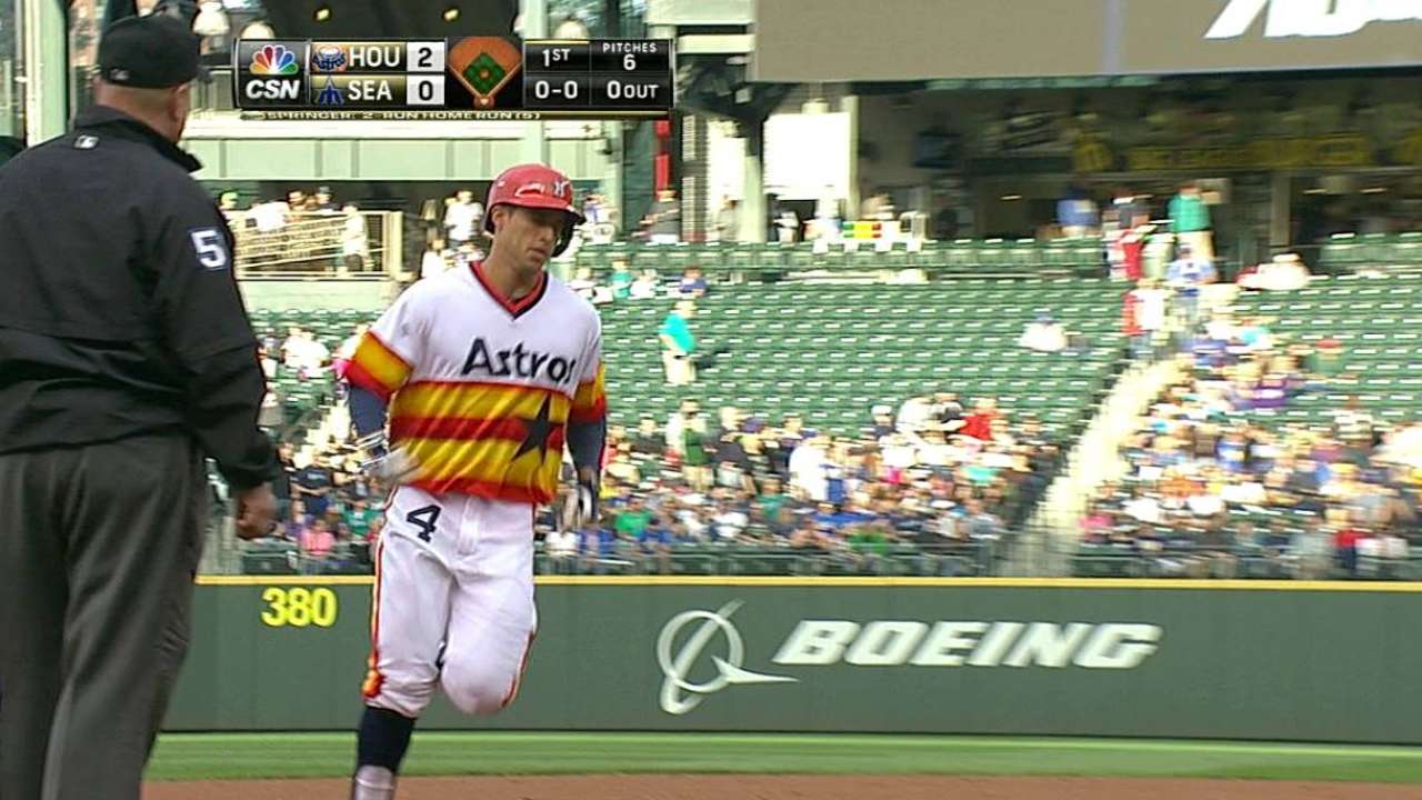 Par de HR de Springer hicieron ganar a los Astros