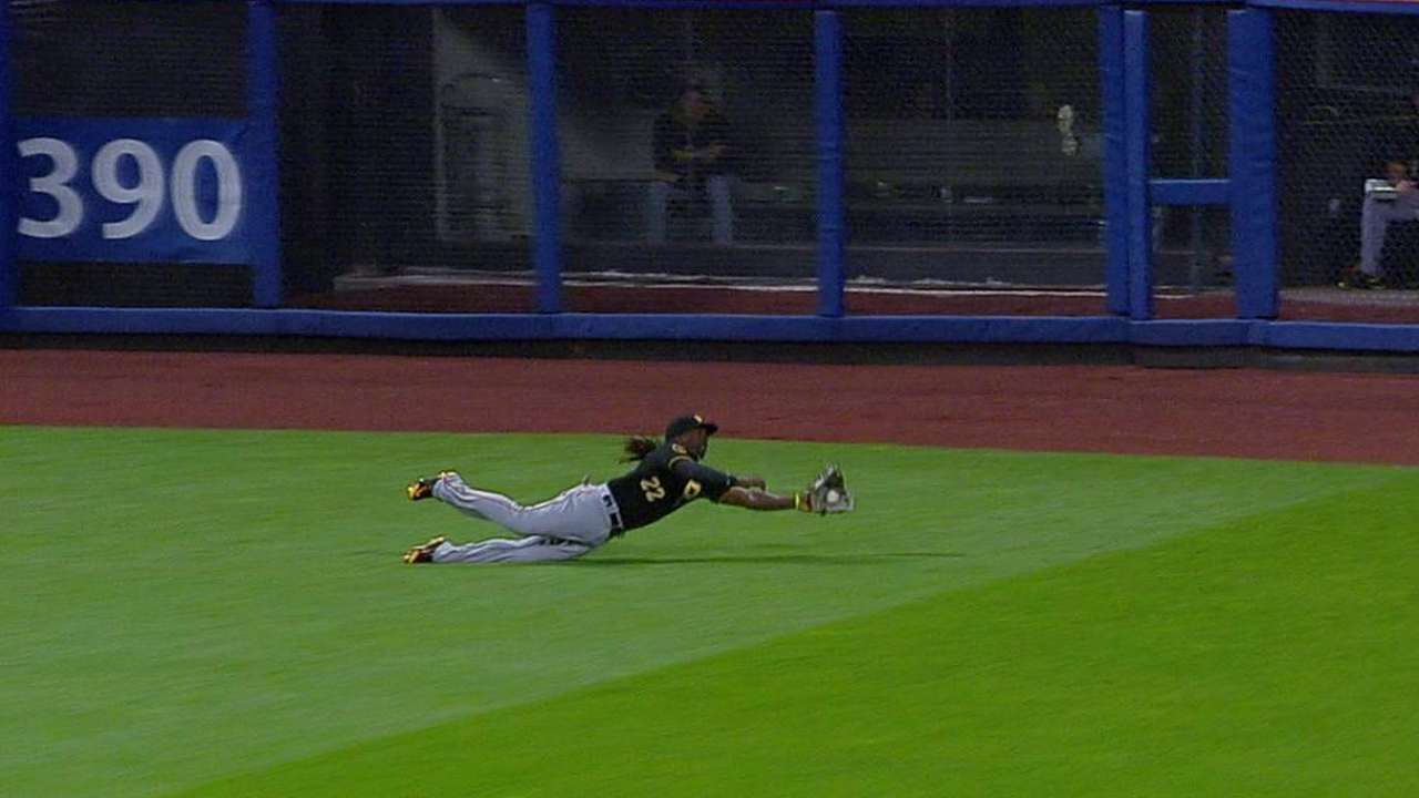 McCutchen's outstanding grab draws raves