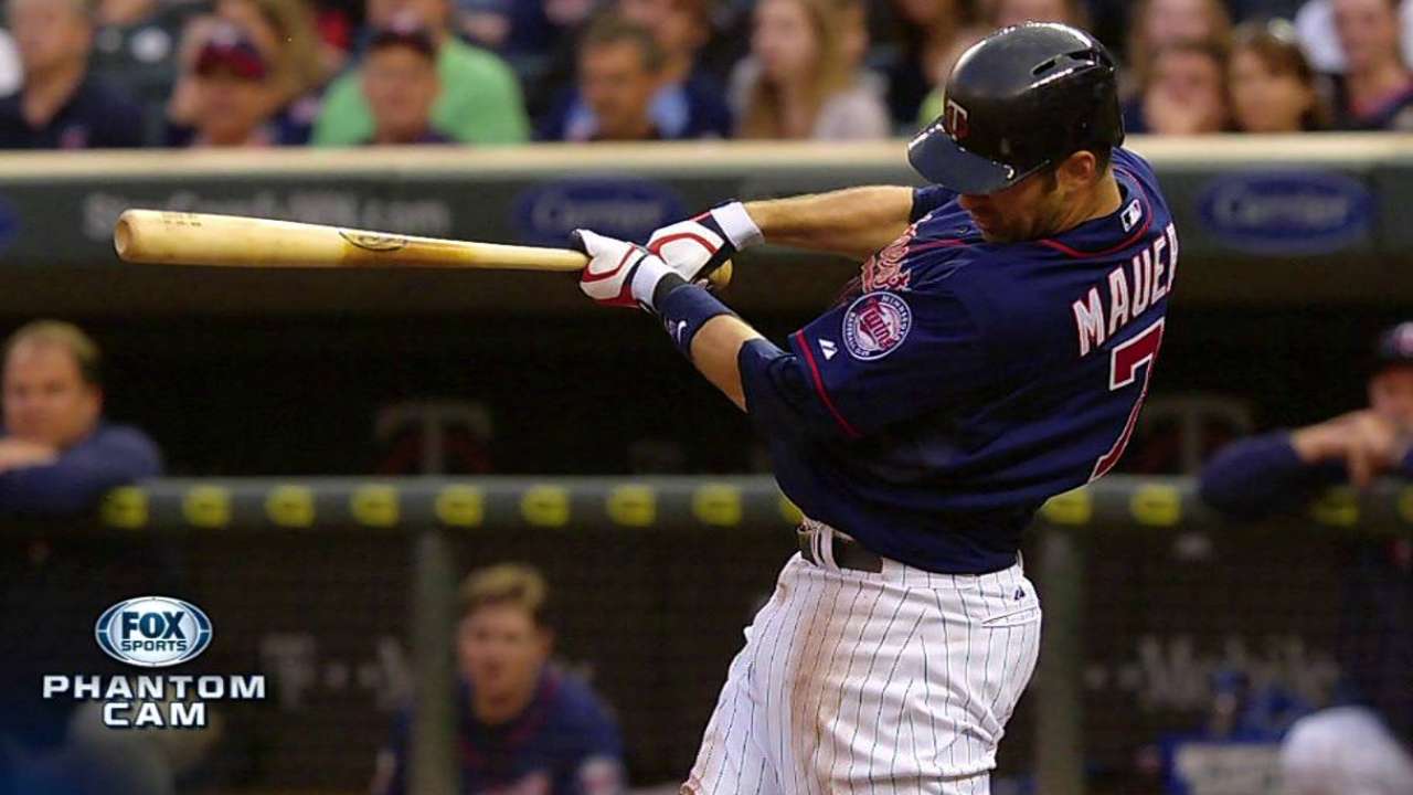 Gardenhire sees Mauer hitting ball hard