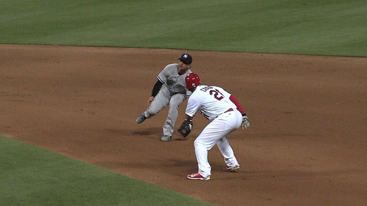 Lynn blanquea a Yankees en triunfo de Cardenales