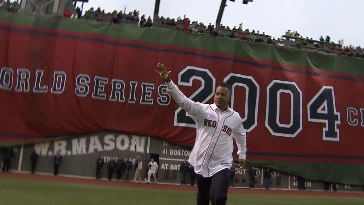 Reunion brings warm memories to Fenway