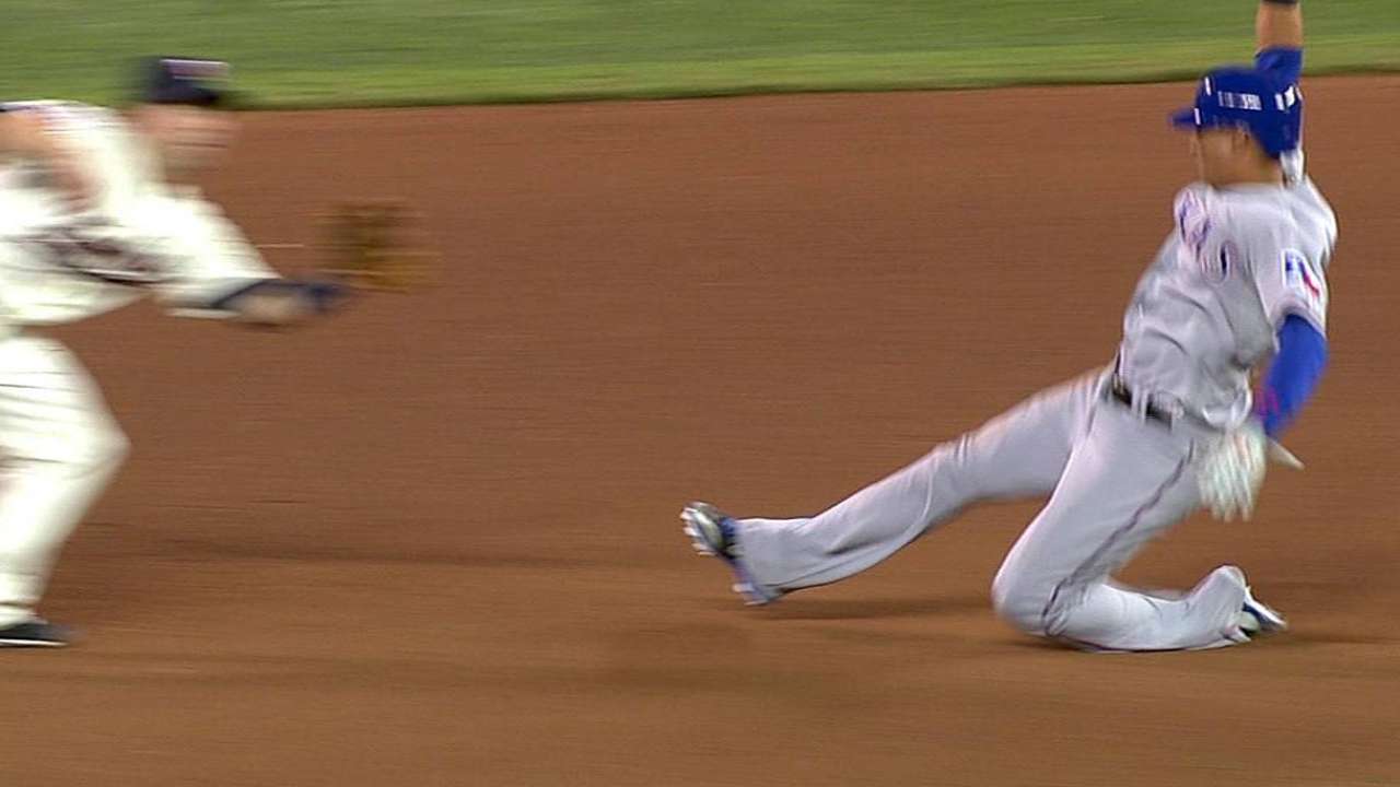 Twins lose challenge on stolen-base attempt