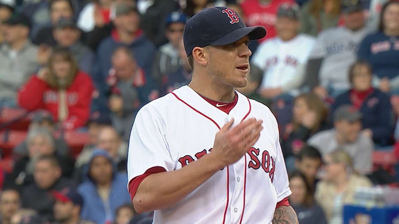 Peavy's strong outing