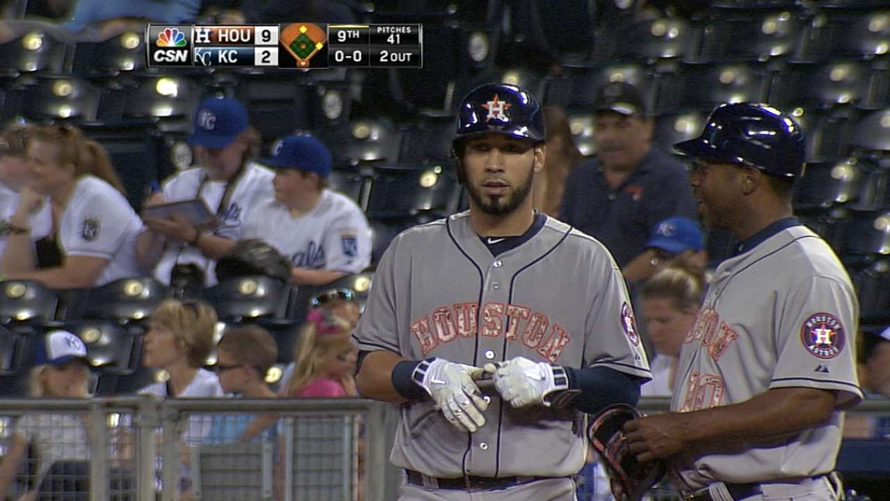 Presley, Gonzalez key Astros' rallies vs. KC