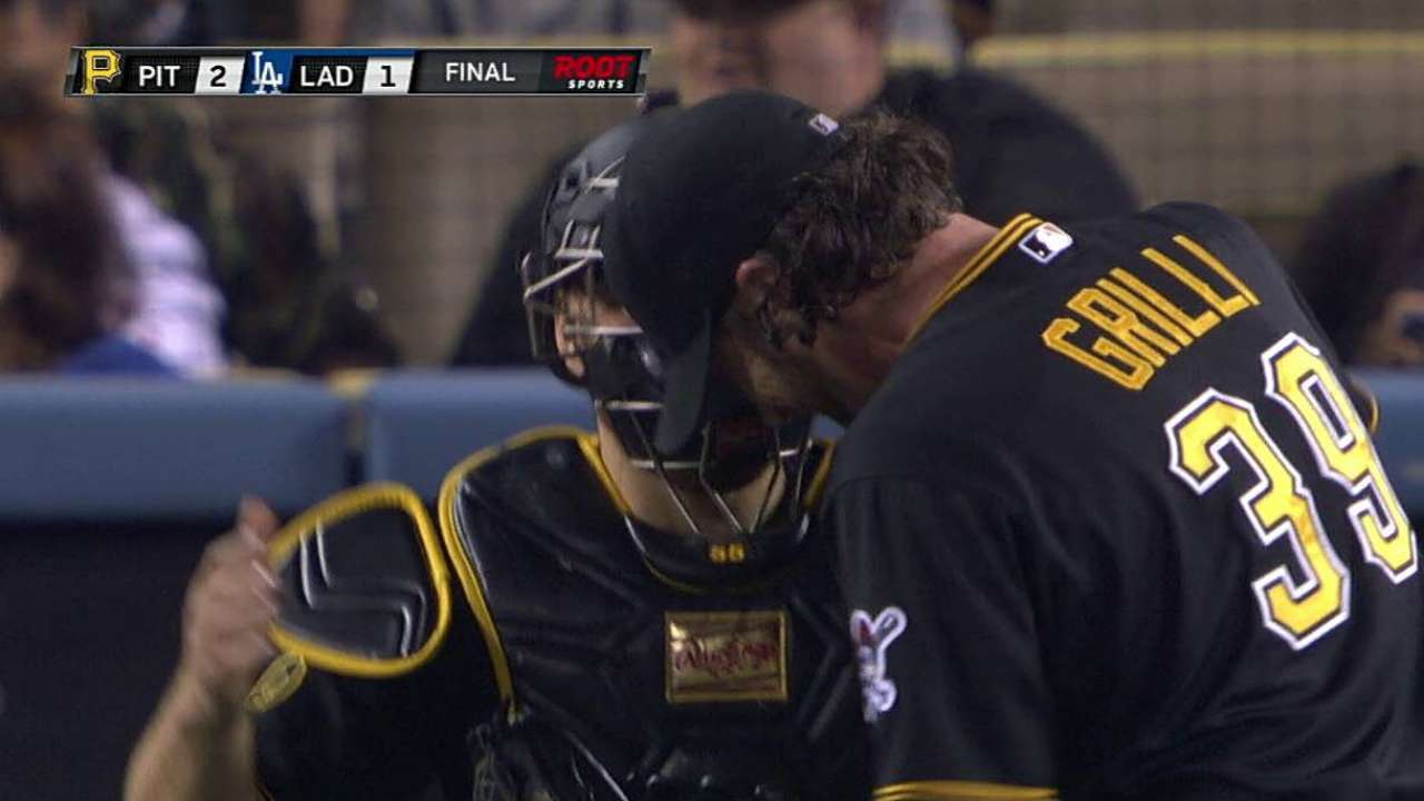 Grilli resumes role as Pirates' closer