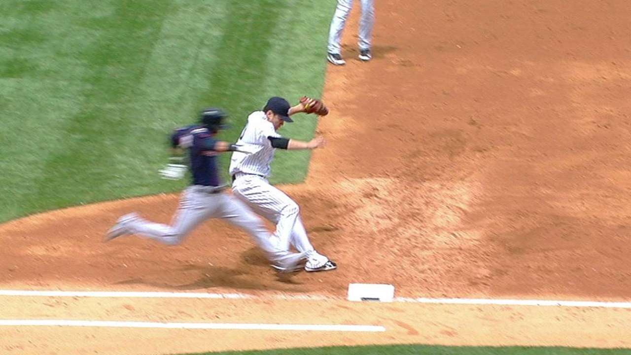 Twins can't capitalize after Gardy wins challenge