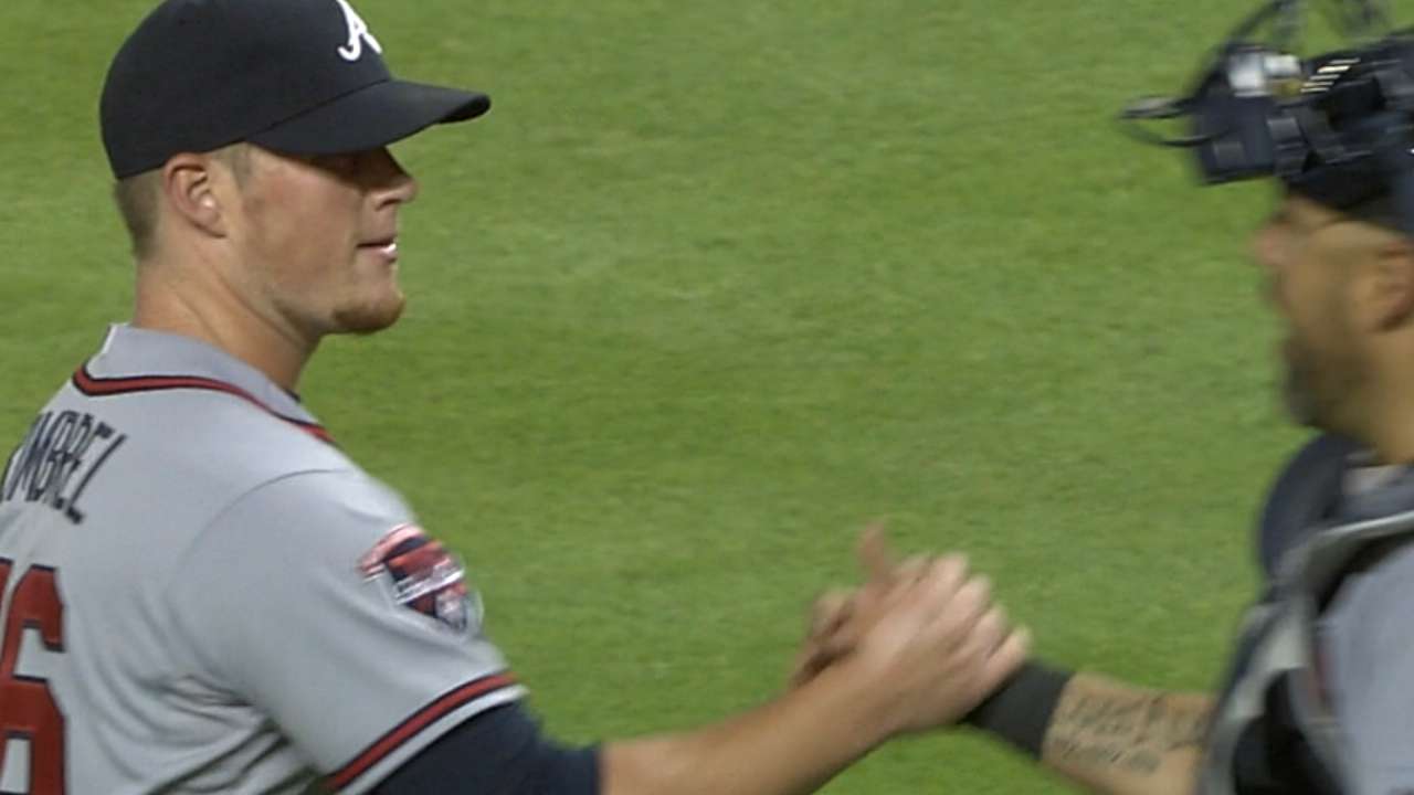 Kimbrel ties Smoltz atop Braves' all-time saves list