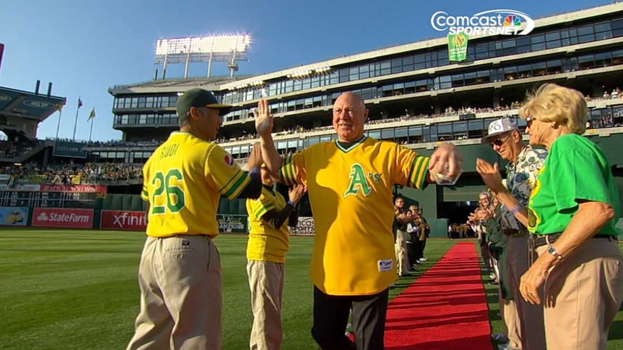Reggie recalls Oakland champs teams fondly