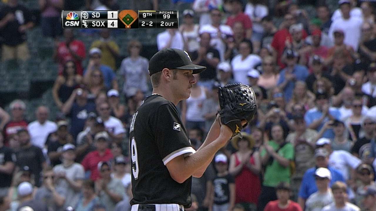 White Sox frenan escobas de S.D. con joya de Sale