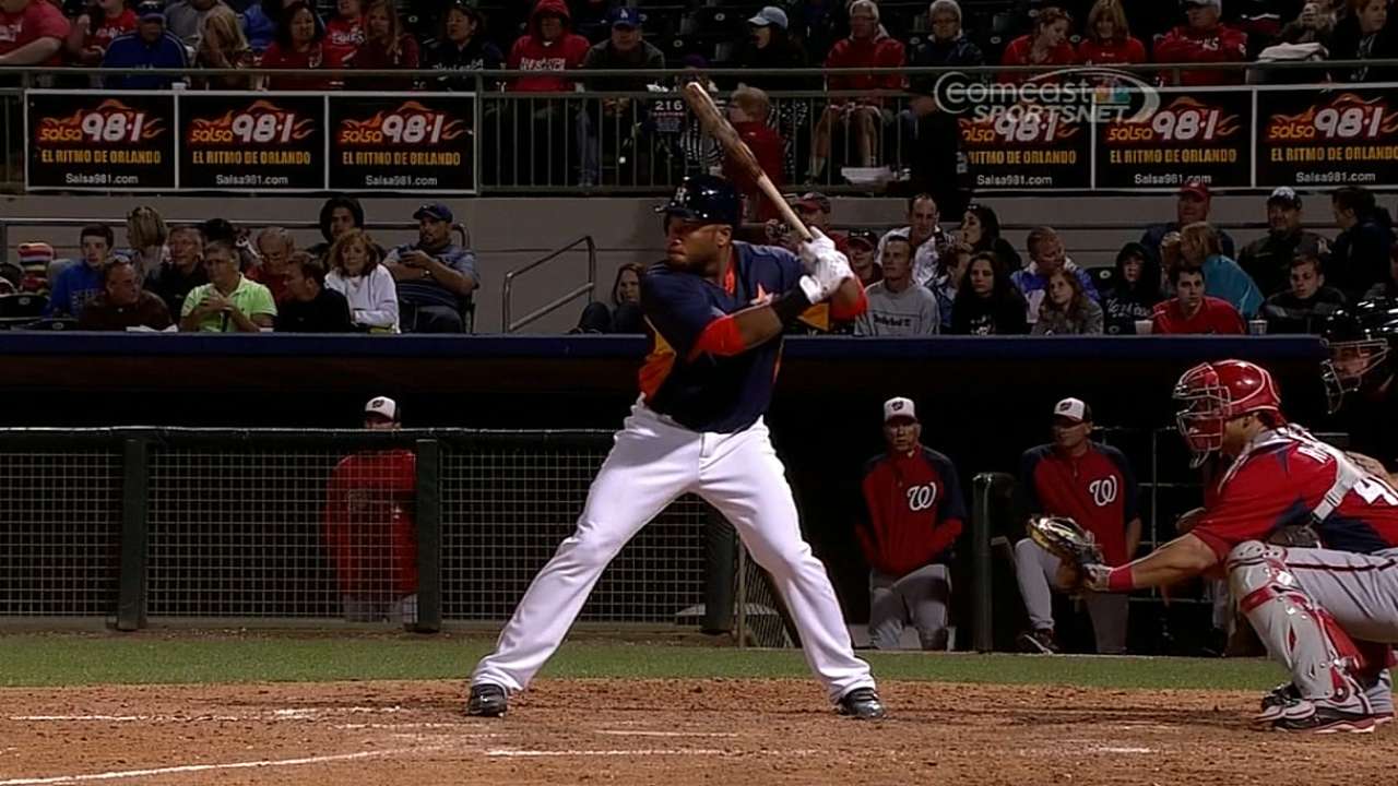 Singleton to join Astros, agrees on extension