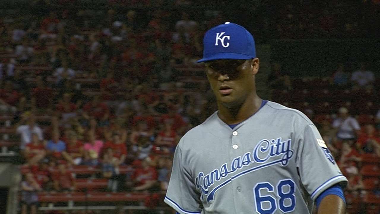 Rodriguez throws perfect inning in MLB debut