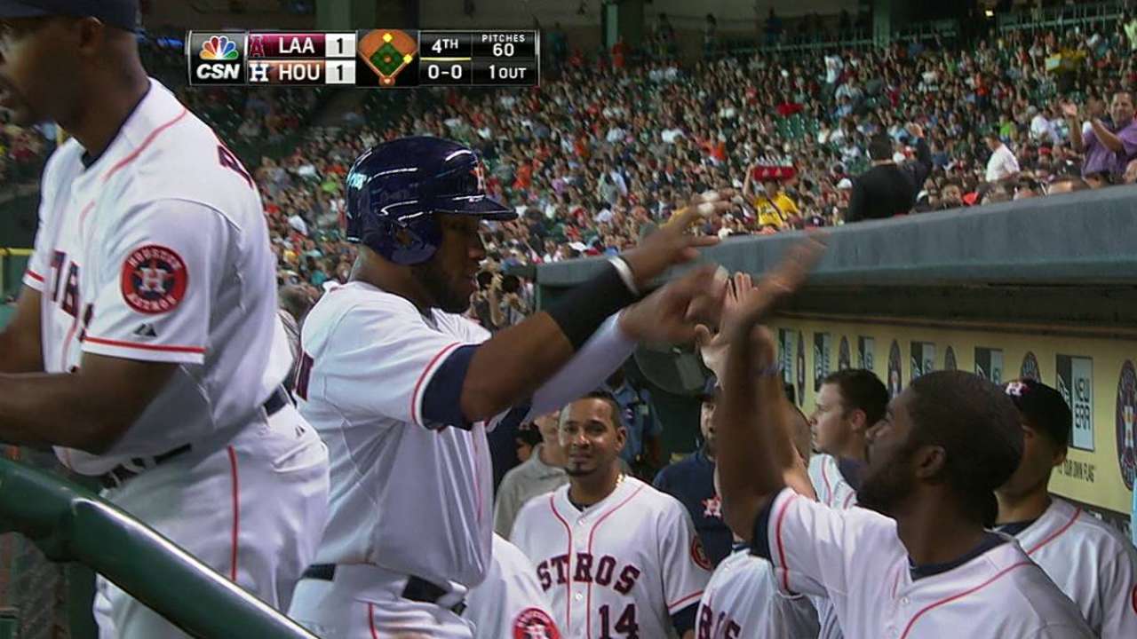 Astros squeeze by Angels to take series victory