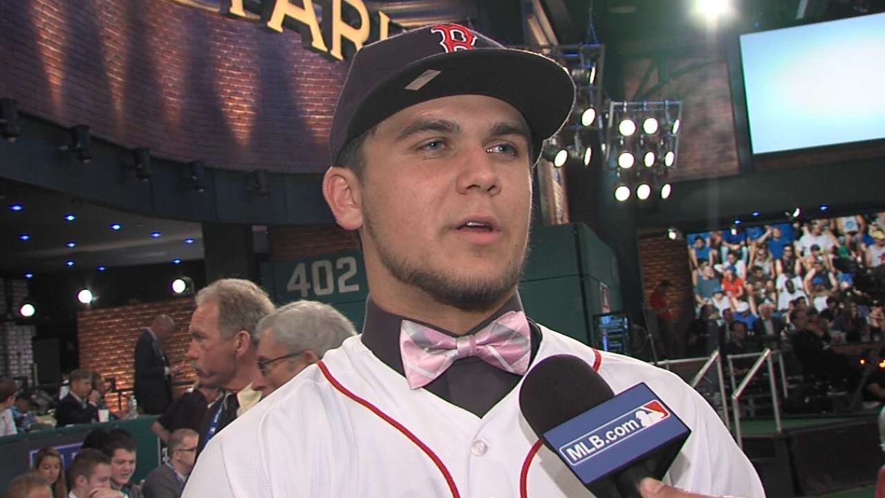 Top '14 Draft pick Chavis relishes trip to Fenway