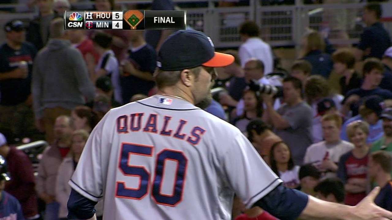 Porter hesitant to anoint Qualls as closer