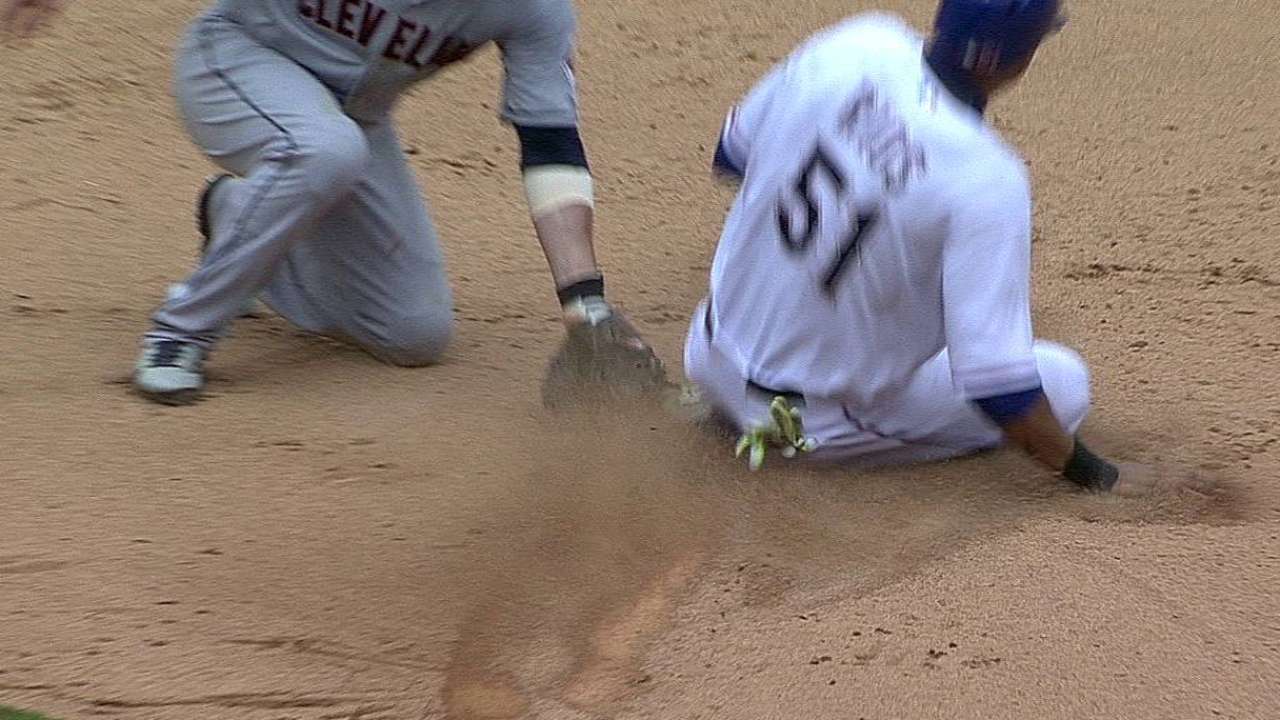 Rios out on steal after Indians win challenge